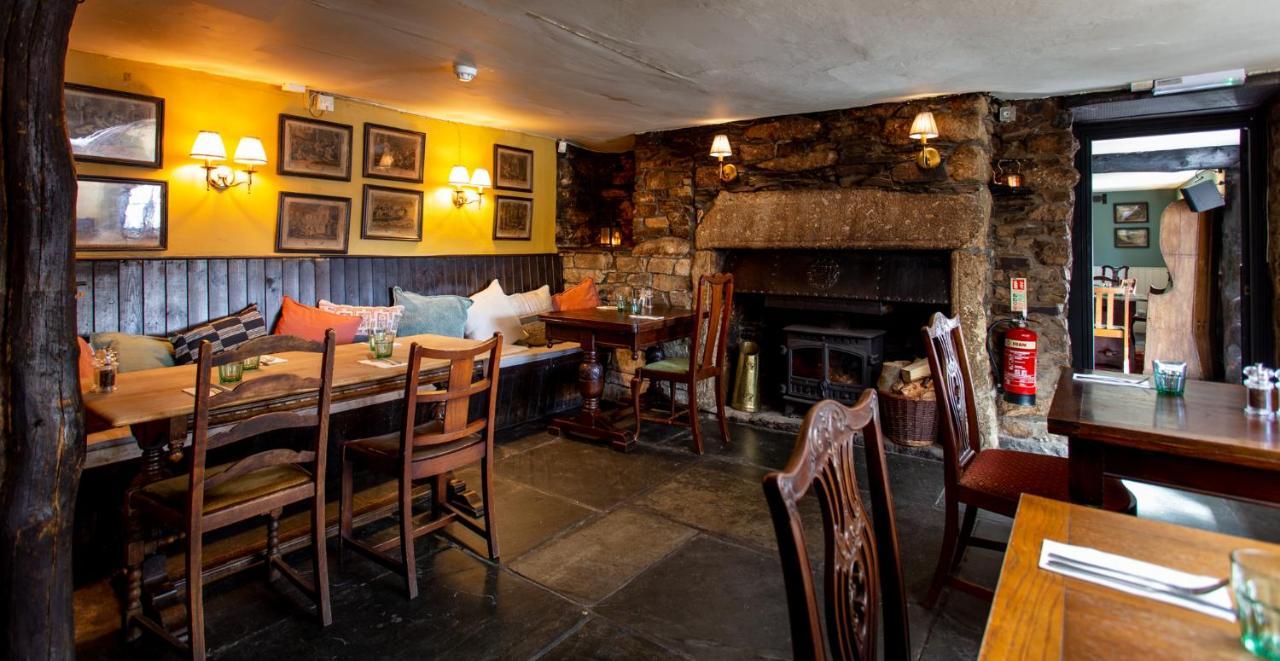 Castle Inn Lydford Exterior foto